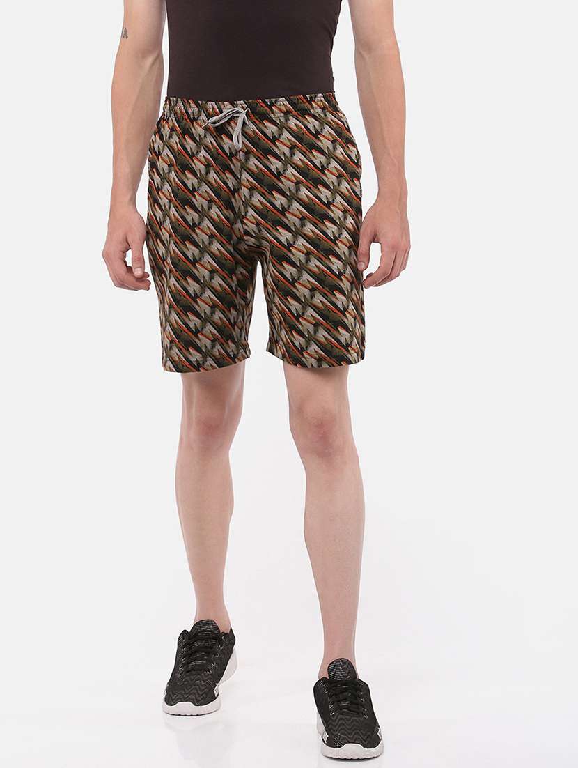 men multi color printed shorts