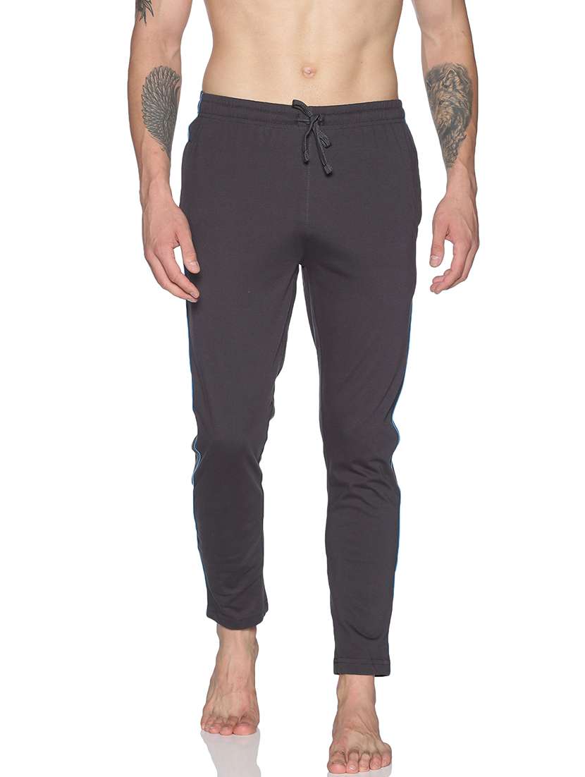 men solid regular fit ankle length track pant