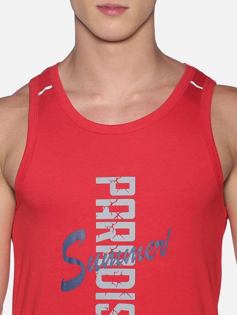 men round neck printed vest - 21597354 -  Standard Image - 4