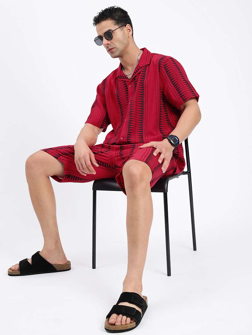 men geometrical cuban collar short sleeves co-ord set - 21597419 -  Standard Image - 4