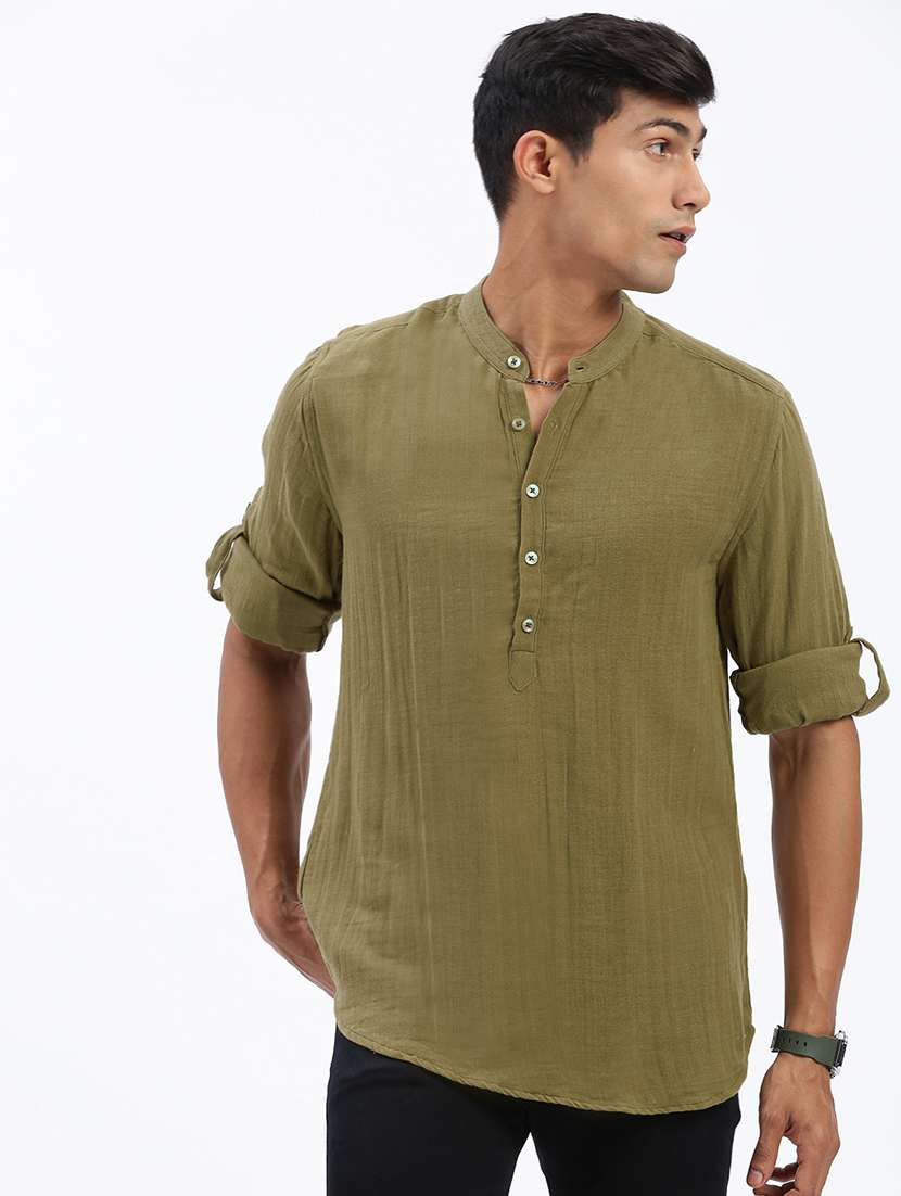 men mandarin neck solid short kurta - 21597440 -  Zoom Image - 0