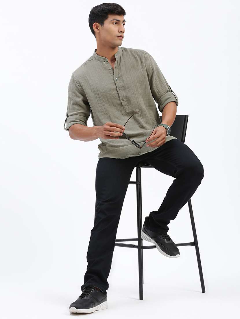 men mandarin neck solid short kurta - 21597441 -  Standard Image - 4