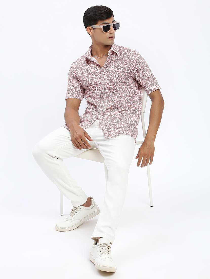 men short sleeves printed casual shirt - 21597475 -  Standard Image - 4