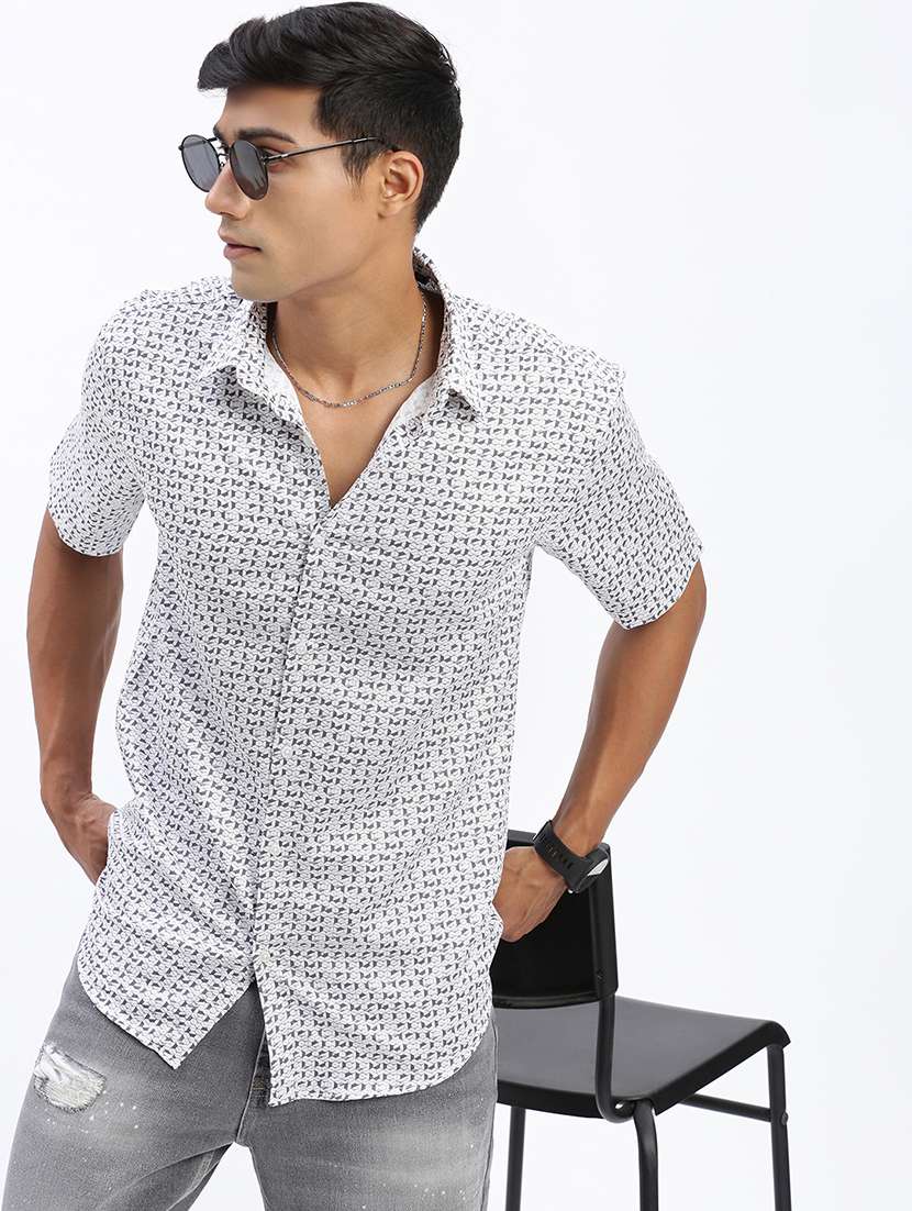 men short sleeves printed casual shirt - 21597476 -  Standard Image - 1