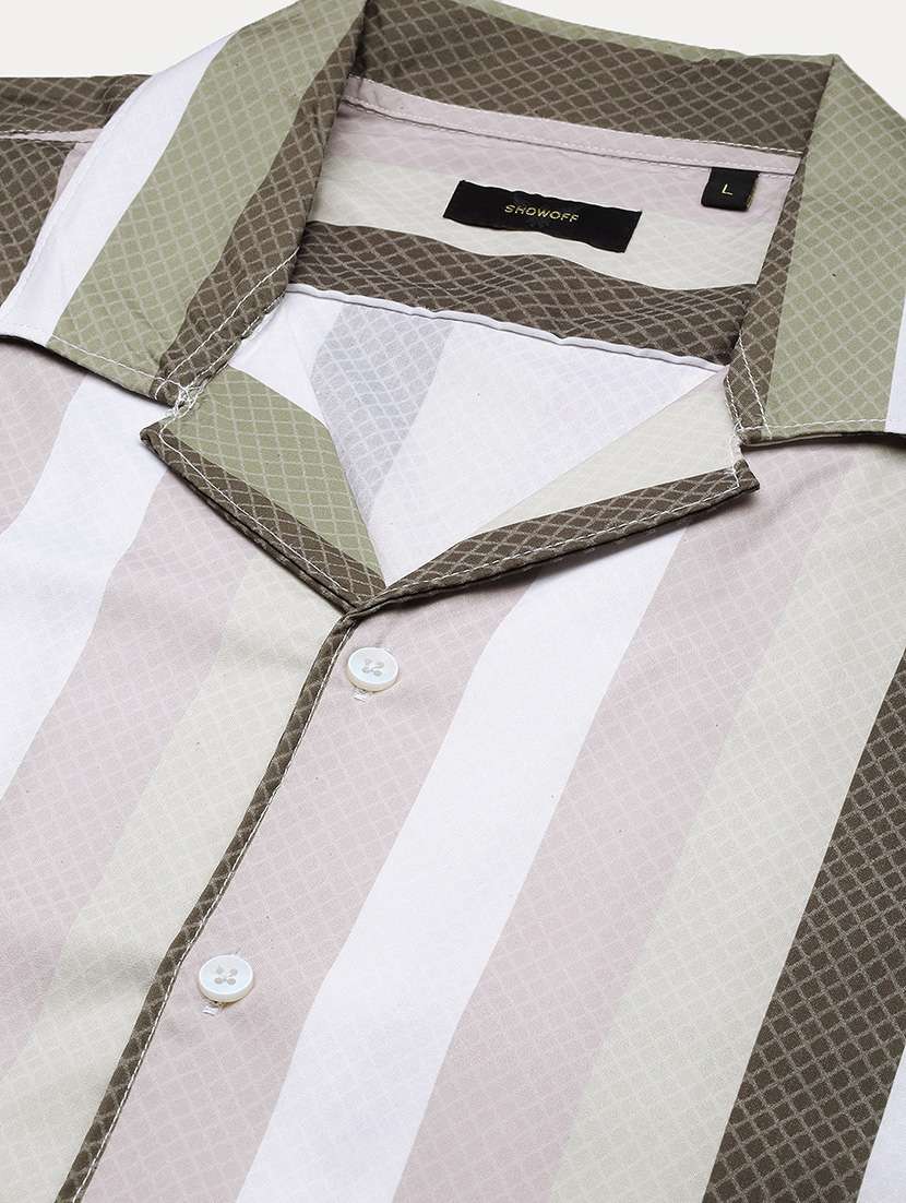 men short sleeves striped casual shirt - 21597493 -  Standard Image - 6