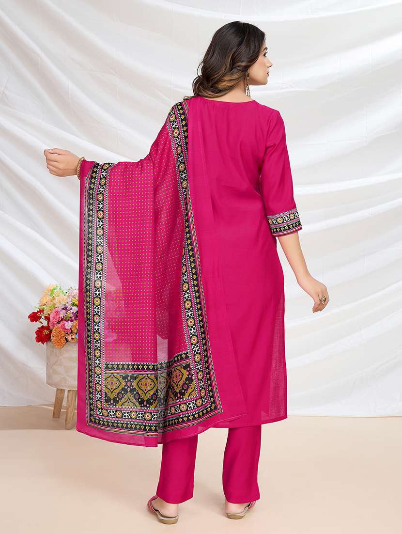 women three quarter sleeve kurta pant with dupatta set - 21597994 -  Standard Image - 1