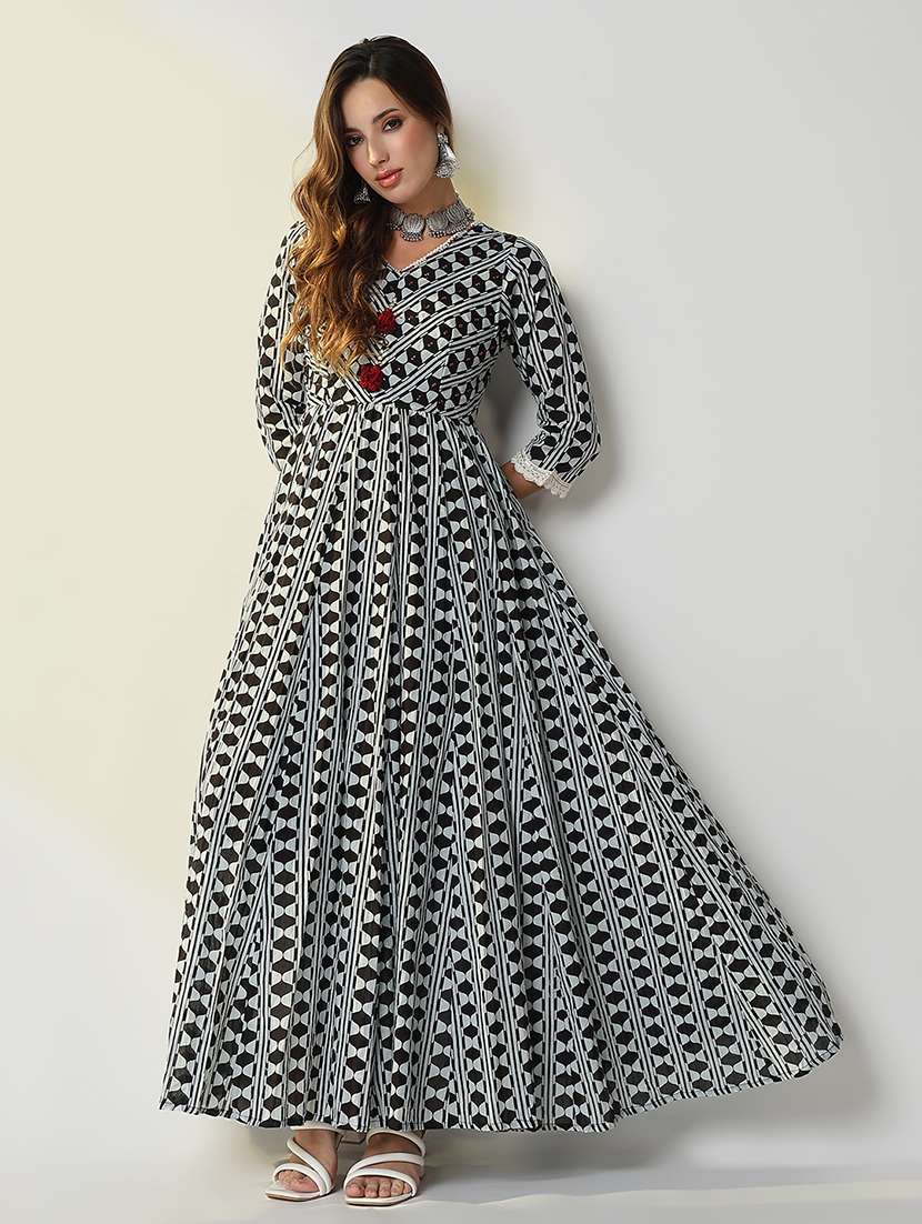 women black printed v neck anarkali kurta - 21598063 -  Standard Image - 1