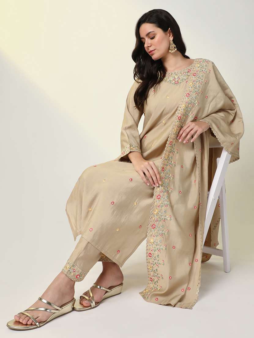women three quarter sleeve kurta pant with dupatta set - 21598106 -  Standard Image - 1