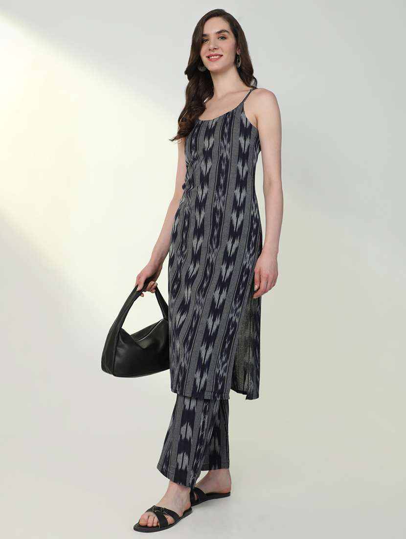 women navy blue ikat kurta pant set - 21598124 -  Standard Image - 4