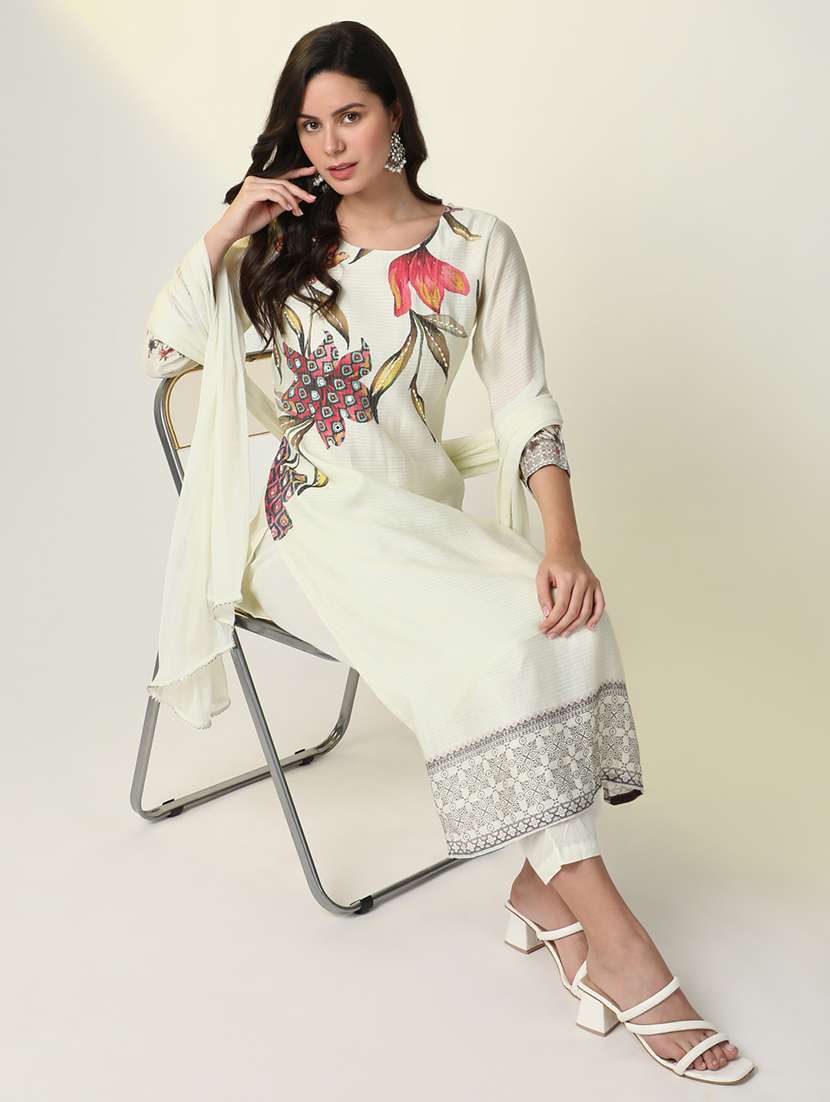 women floral kurta pant set with dupatta - 21598132 - Standard Image - 1