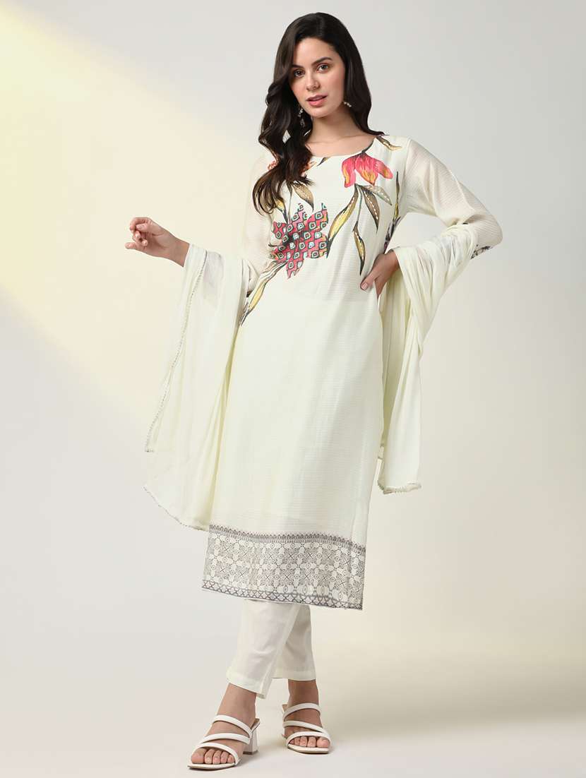women floral kurta pant set with dupatta - 21598132 - Standard Image - 4