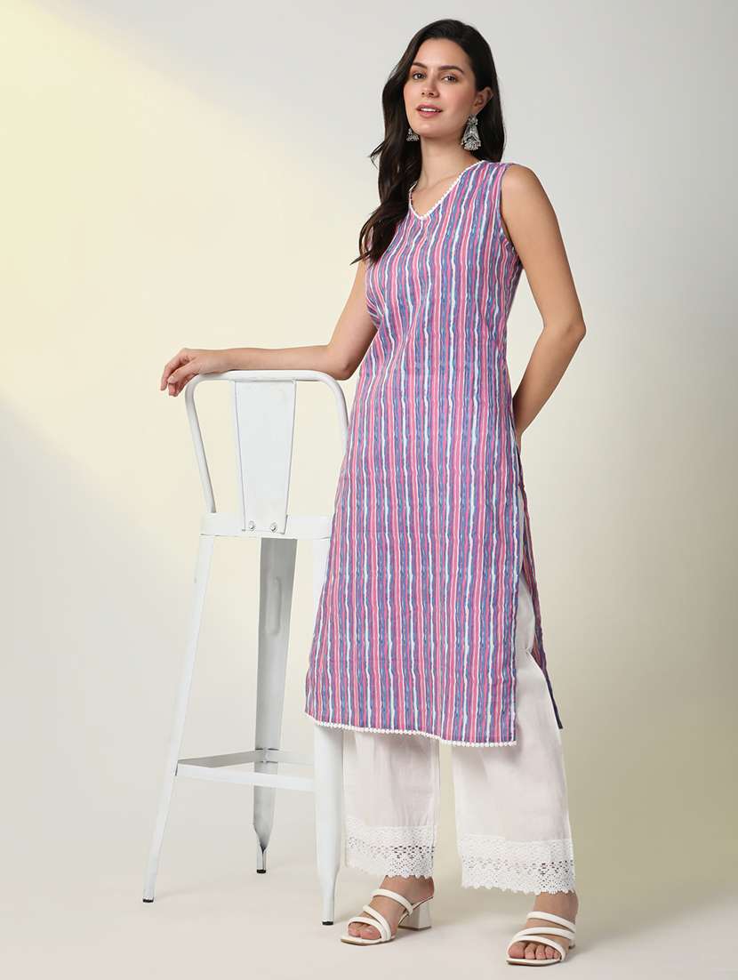 women printed v neck kurta pant set - 21598137 -  Standard Image - 4