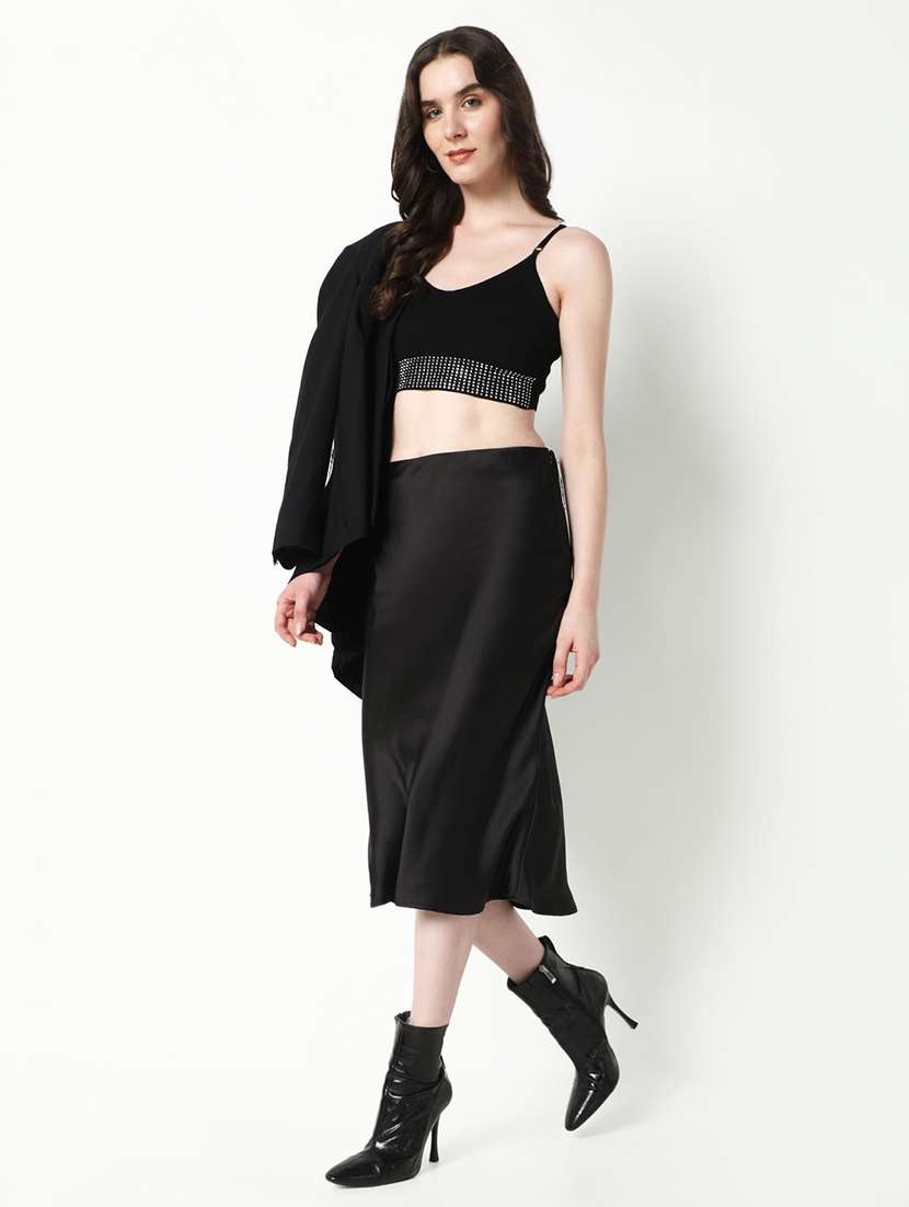 women black shoulder strap crop top - 21598200 -  Standard Image - 4