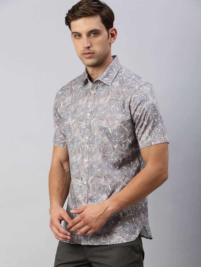 men slim fit printed short sleeves casual shirt - 21598267 -  Standard Image - 1