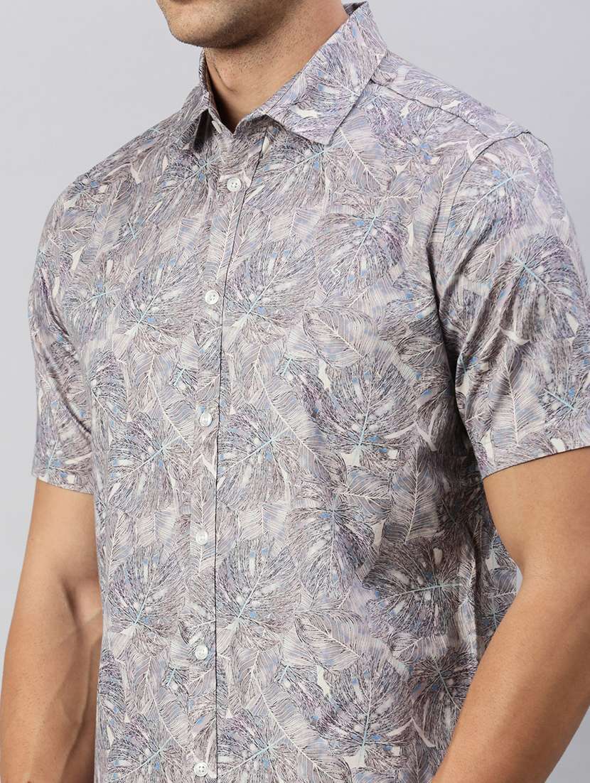 men slim fit printed short sleeves casual shirt - 21598267 -  Standard Image - 4