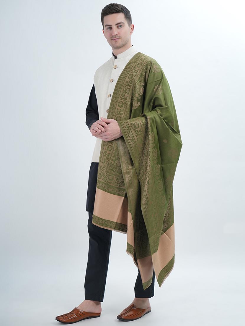 elegant men's shawl with intricate traditional patterns - 21598624 - Standard Image - 4