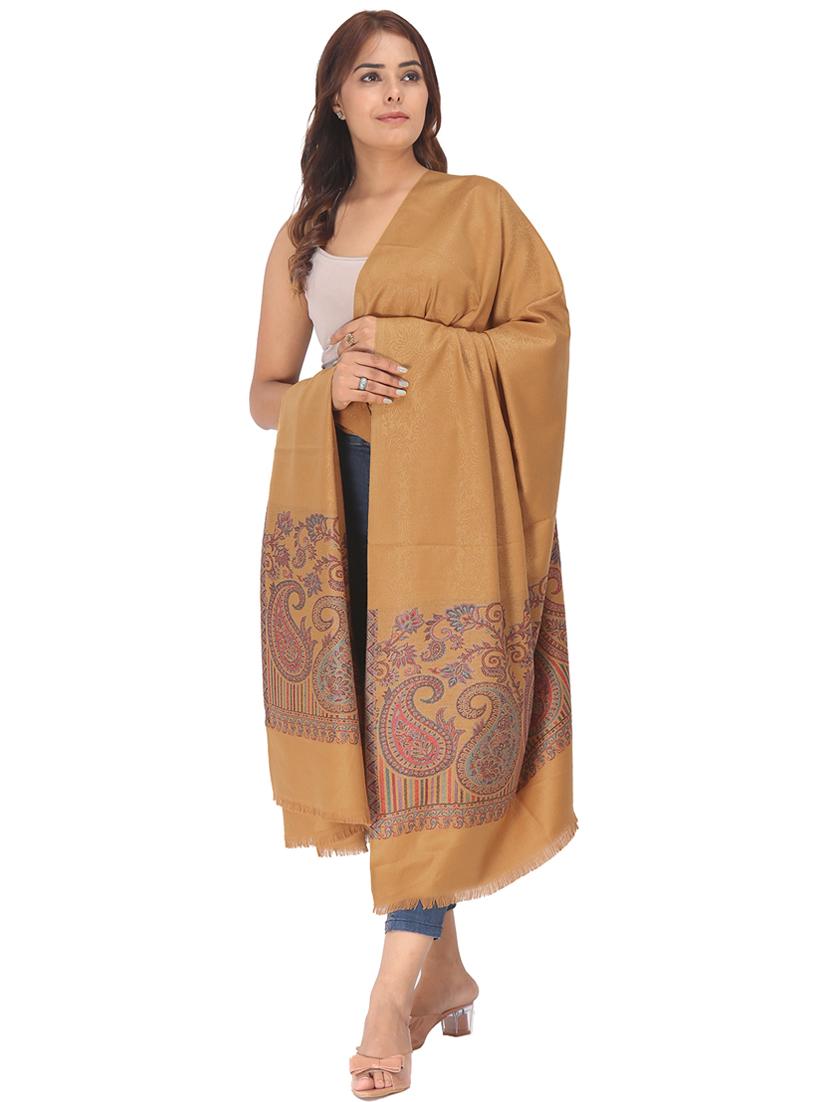 elegant women's shawl with intricate traditional patterns - 21598739 -  Standard Image - 1