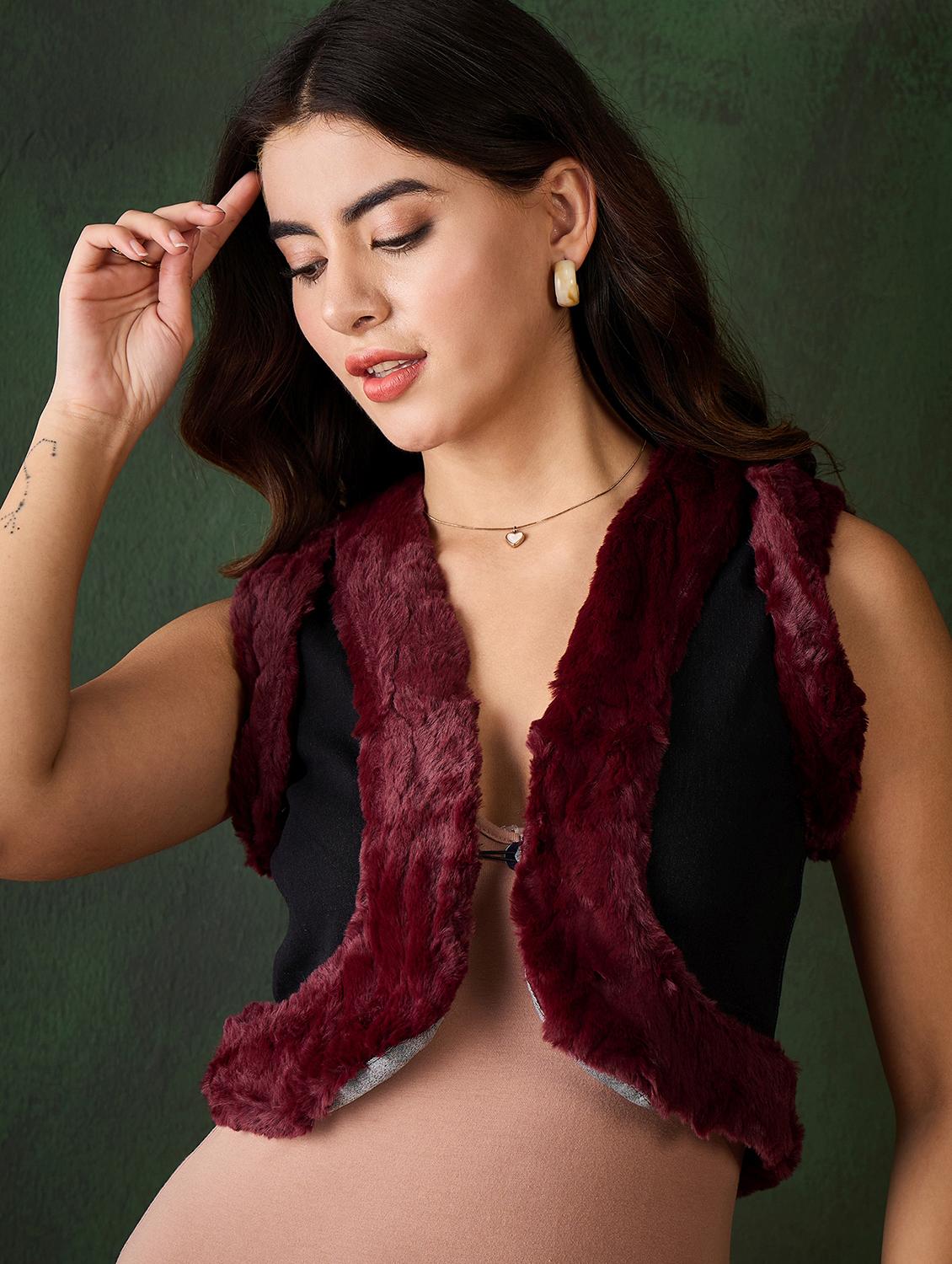 women solid detailed sleeveless shrug - 21599033 - Standard Image - 1