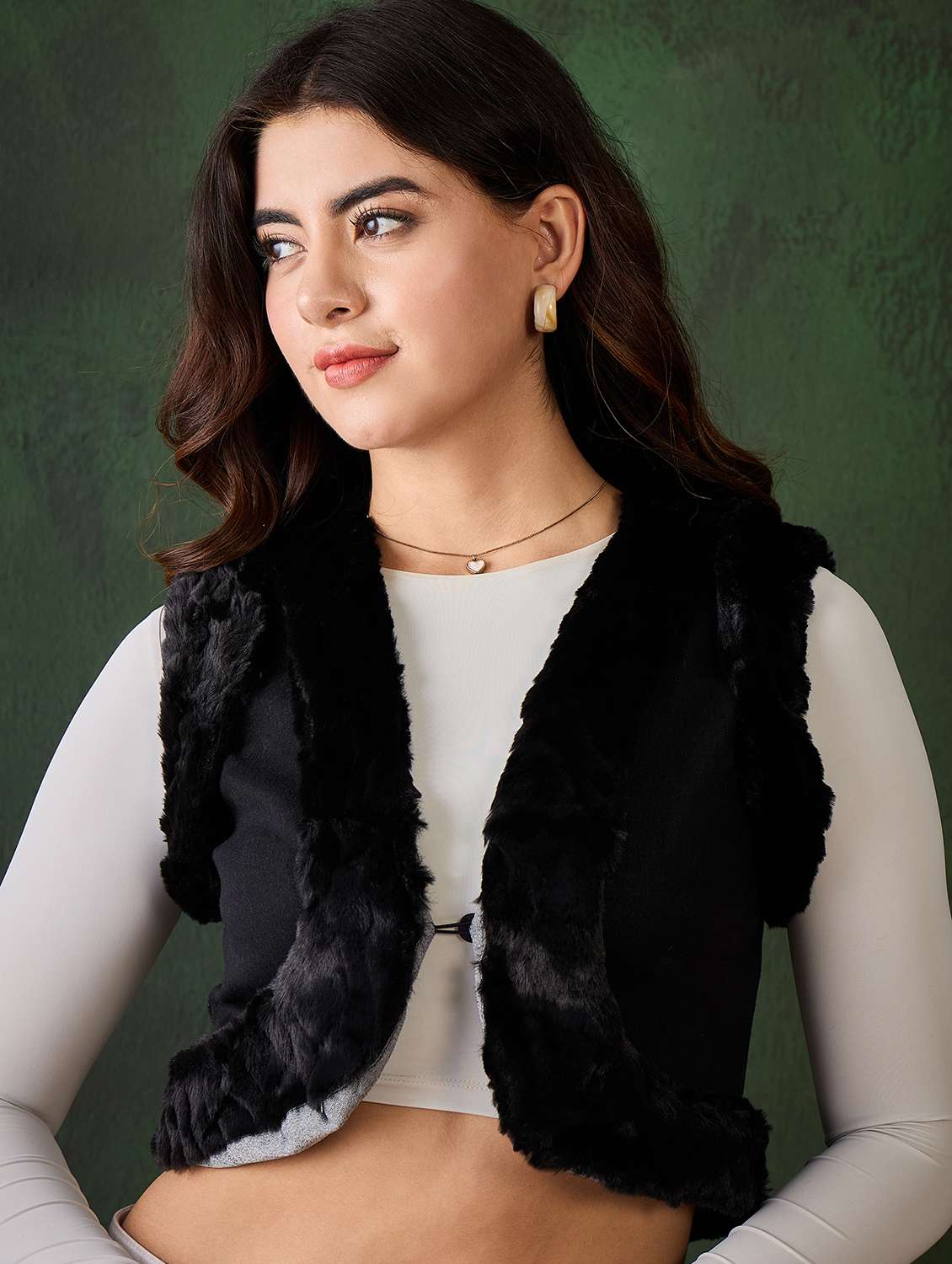 women solid detailed sleeveless shrug - 21599035 -  Standard Image - 1