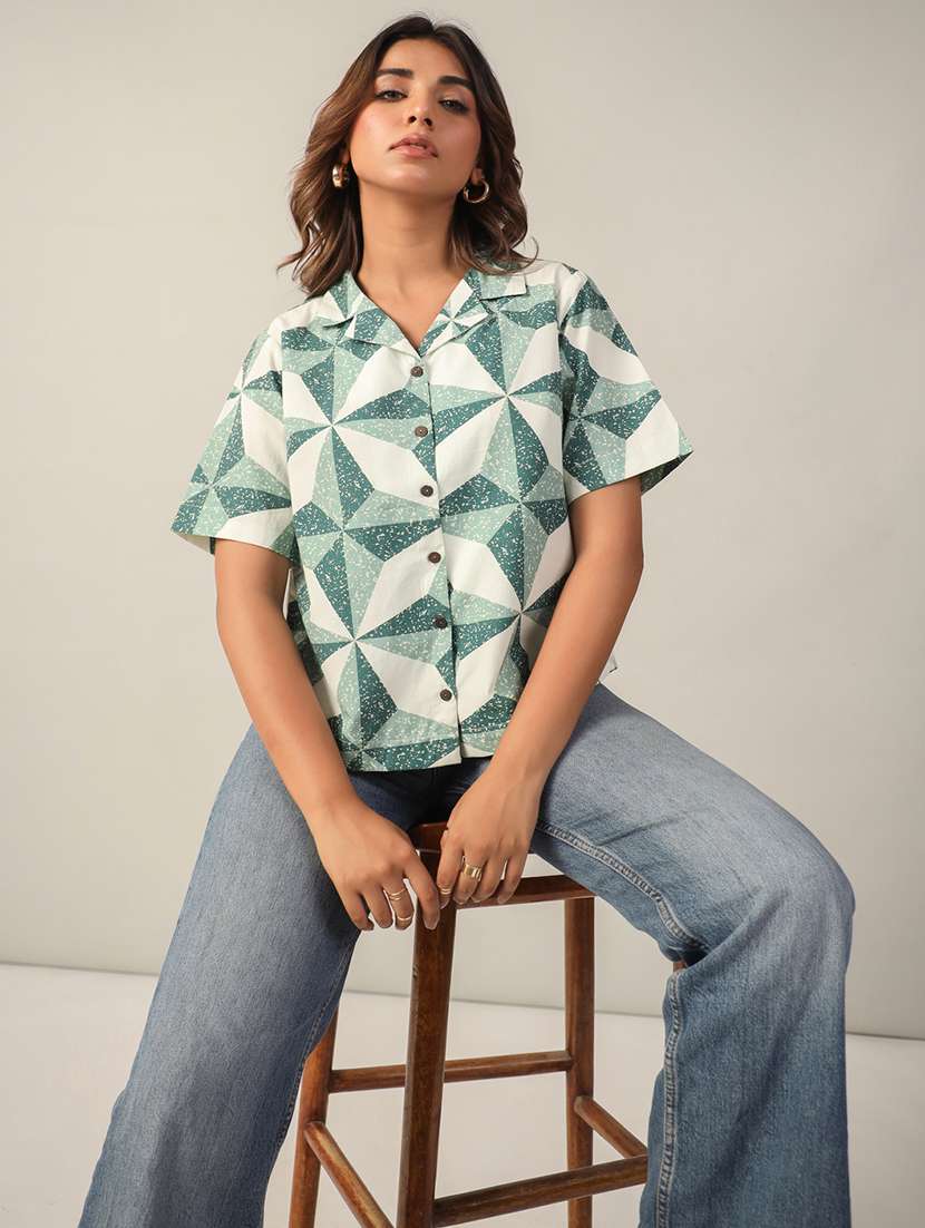 women printed short sleeves shirt style top - 21599389 -  Standard Image - 4