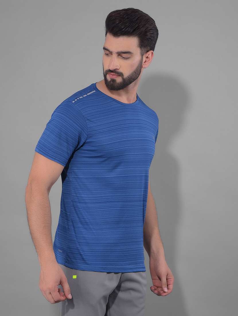 men round neck plain sports t-shirt - 21601374 -  Standard Image - 1
