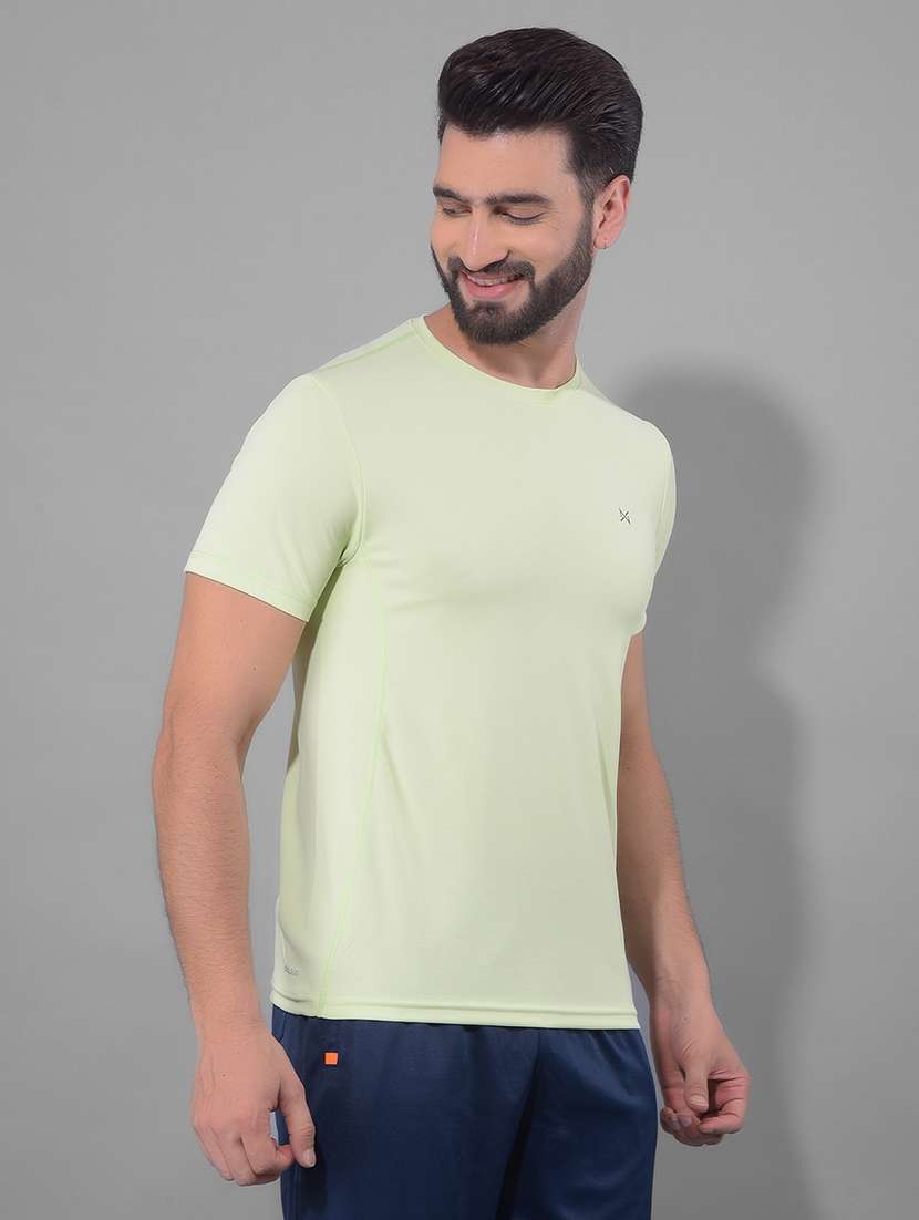 men round neck plain sports t-shirt - 21601381 -  Standard Image - 1