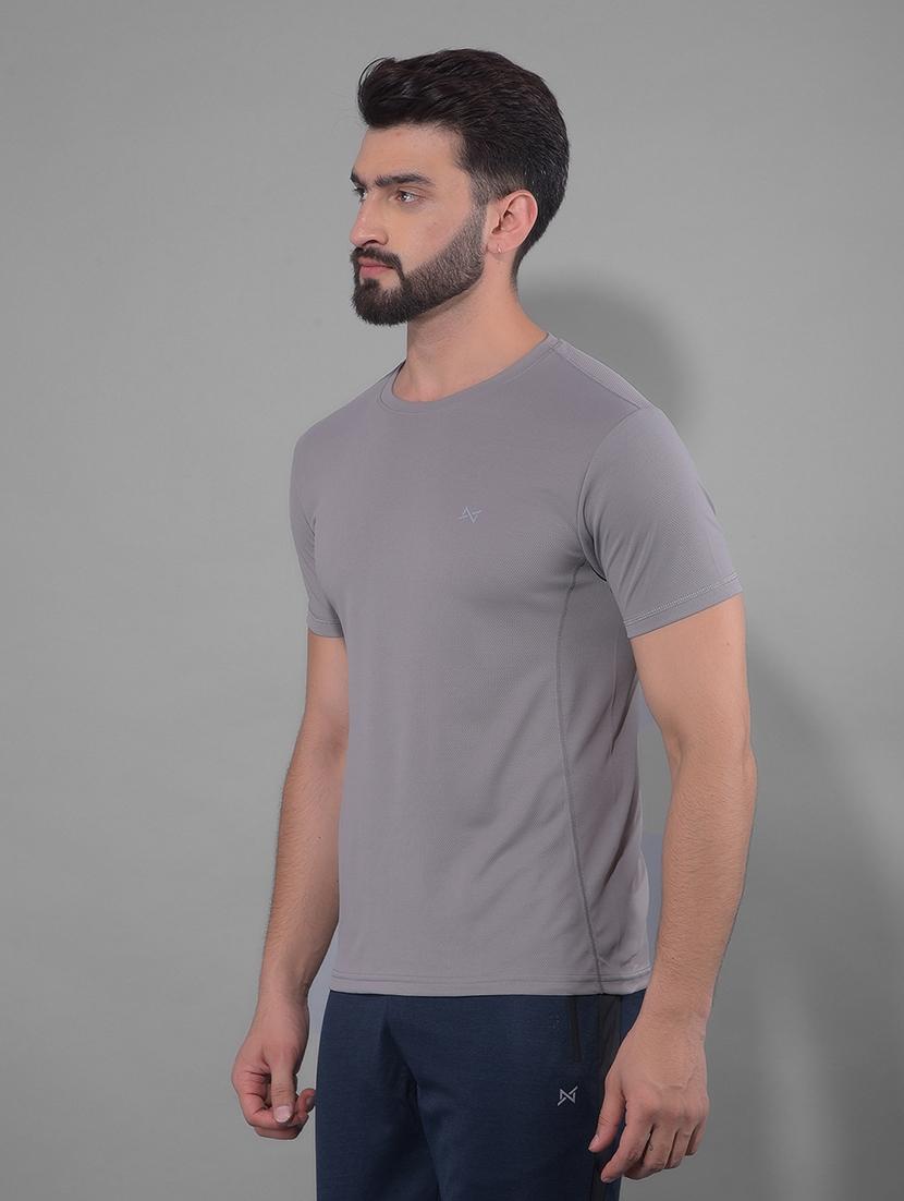 men round neck plain sports t-shirt - 21601382 - Standard Image - 1