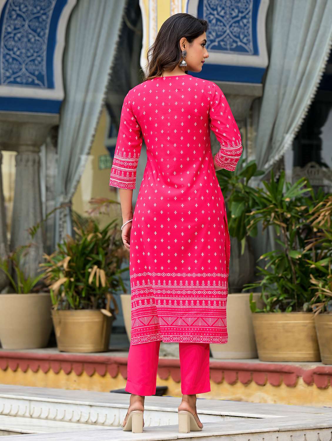 women three quarter sleeve kurta pant with dupatta set - 21606644 -  Standard Image - 4