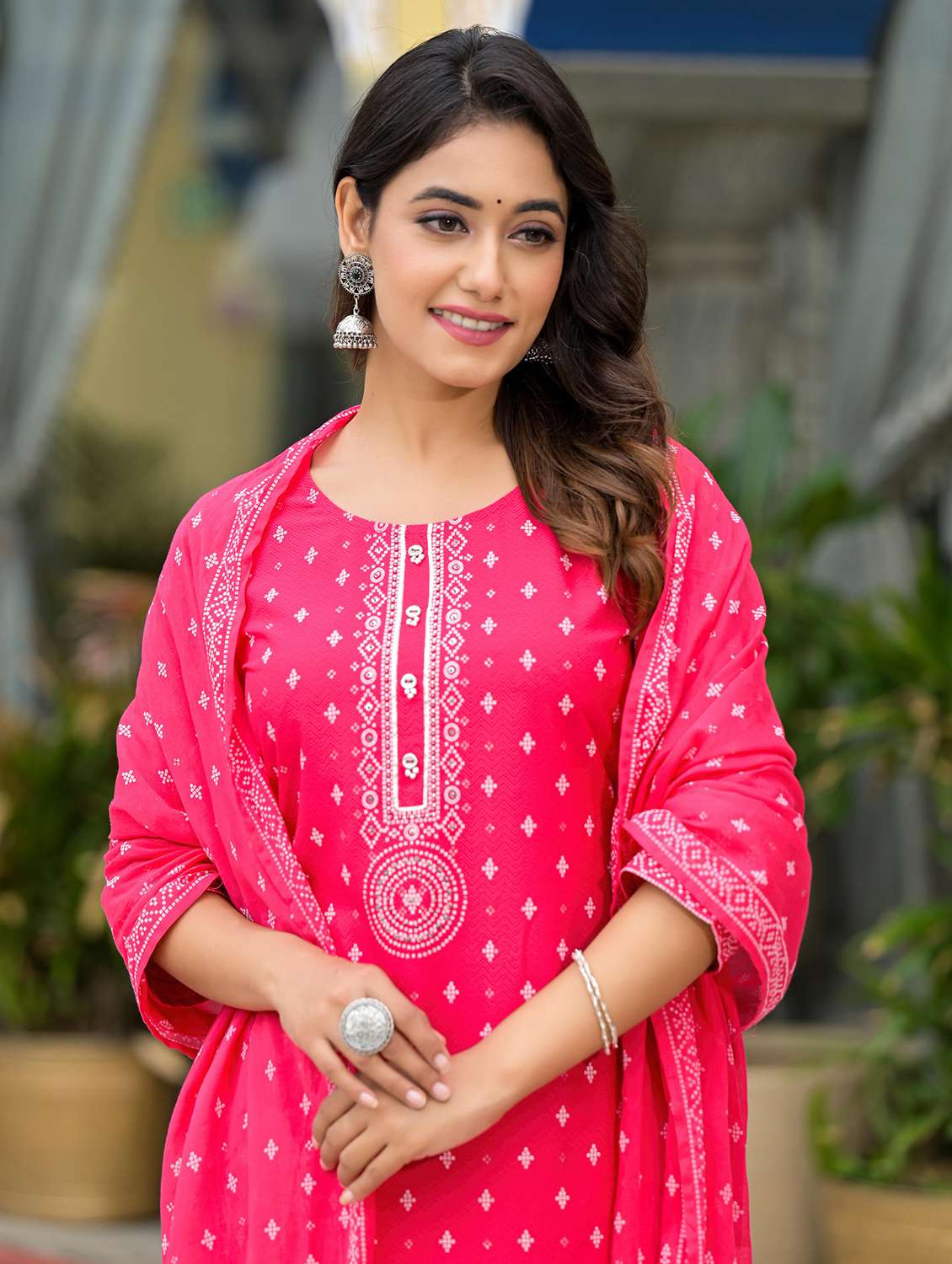 women three quarter sleeve kurta pant with dupatta set - 21606644 -  Standard Image - 6