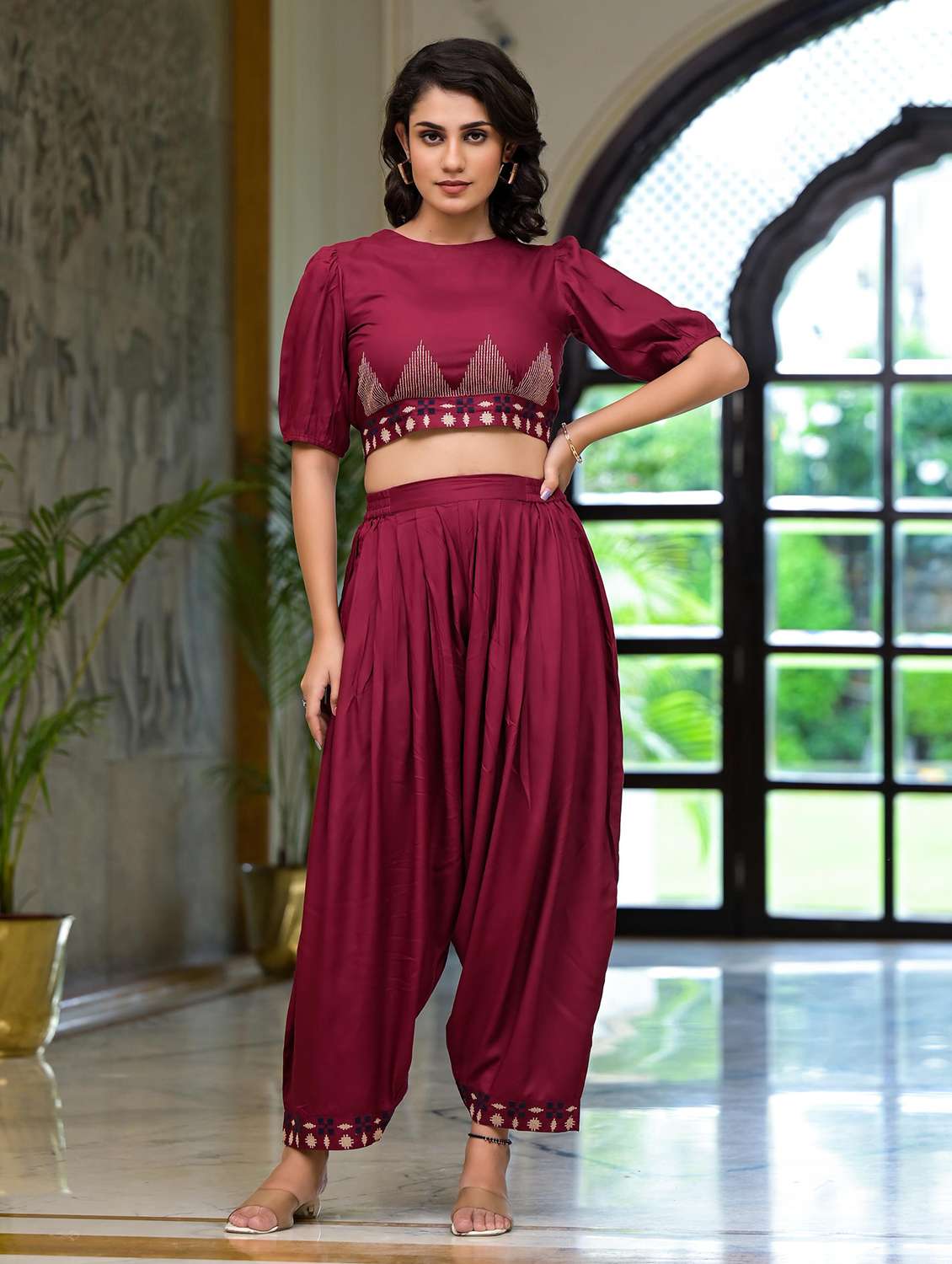 women embroidered short sleeves co-ord set