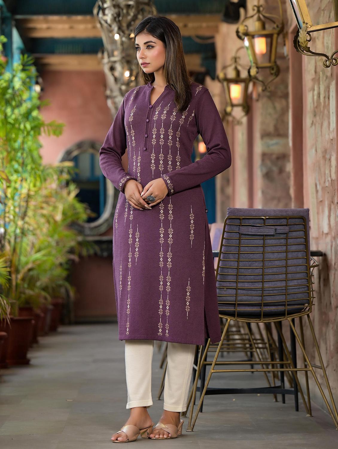 women self design long sleeves straight kurta - 21606799 - Standard Image - 4