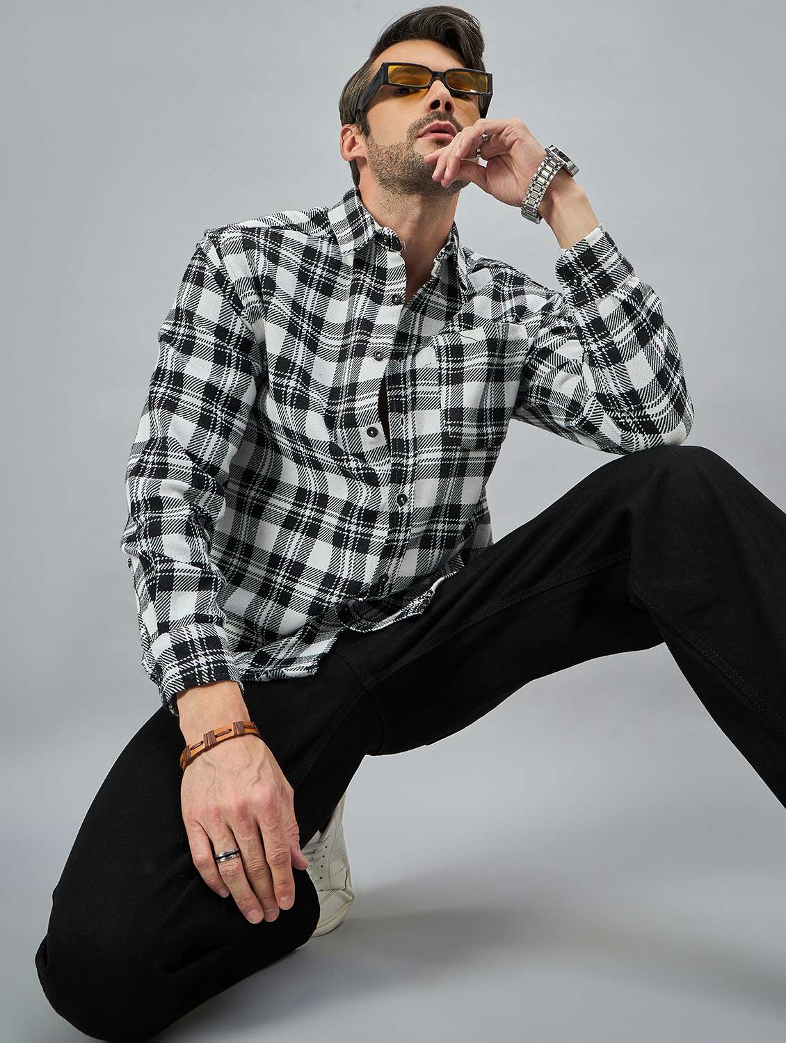 men checkered long sleeves ocersized casual shirt - 21606827 -  Standard Image - 4