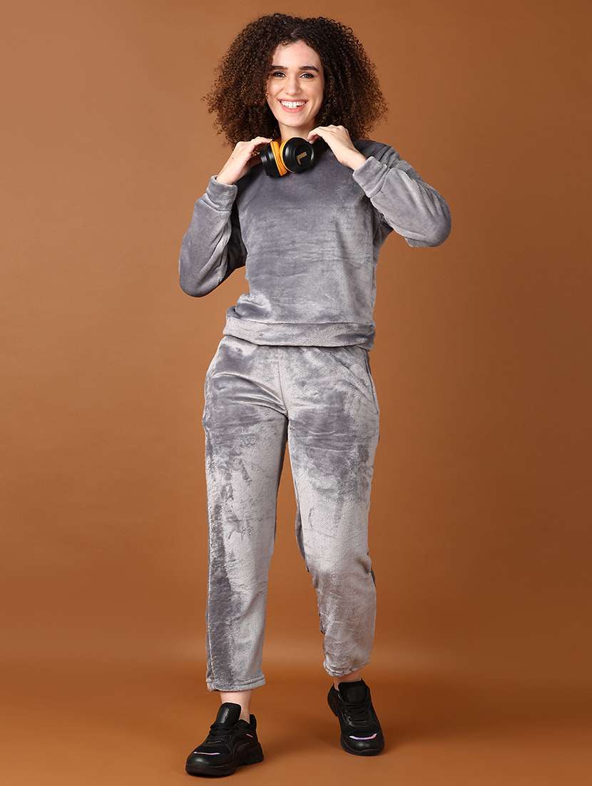 women long sleeves plain sweatshirt - 21606991 -  Standard Image - 4