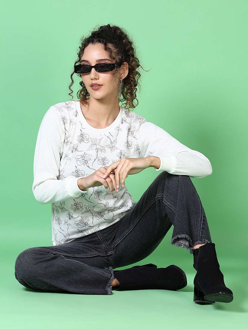 women printed long sleeves pullover - 21607518 -  Standard Image - 4