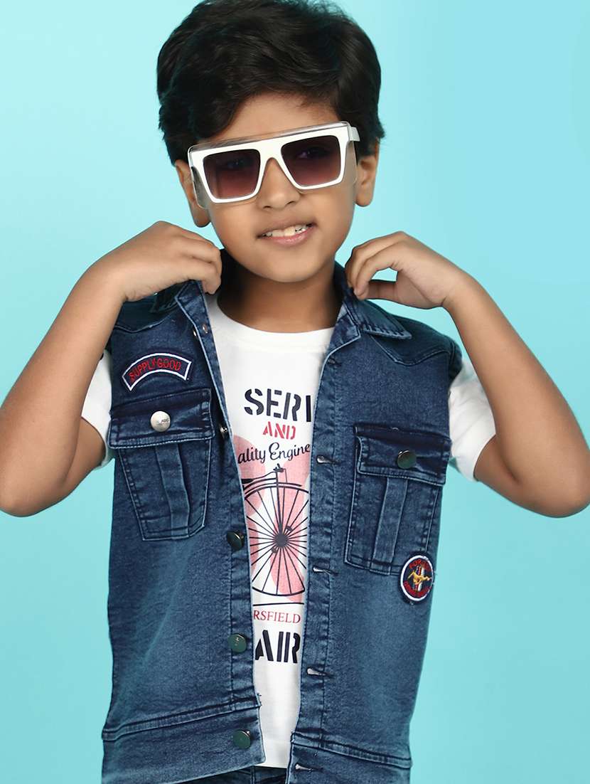 boys printed t-shirt & shorts sets - 21607795 -  Standard Image - 4