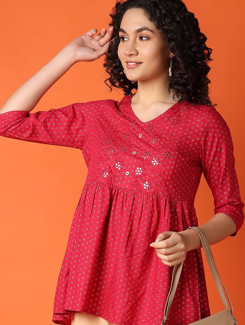 women magenta floral v neck flared kurti - 21608282 -  Standard Image - 4
