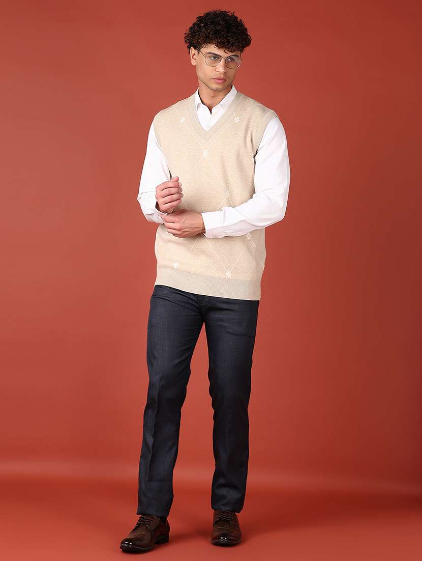 men self design sleeveless regular fit pullover - 21609001 -  Standard Image - 4