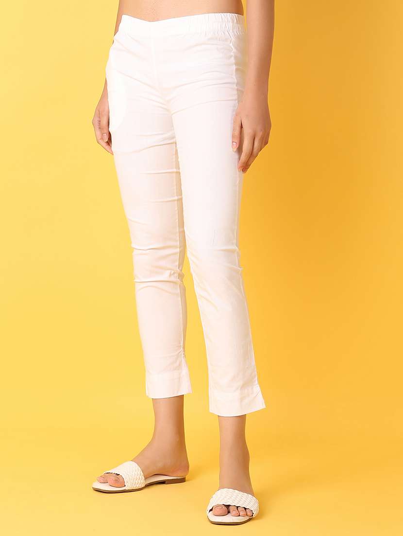 women solid mid rise slim fit tapered pant - 21609007 -  Standard Image - 1