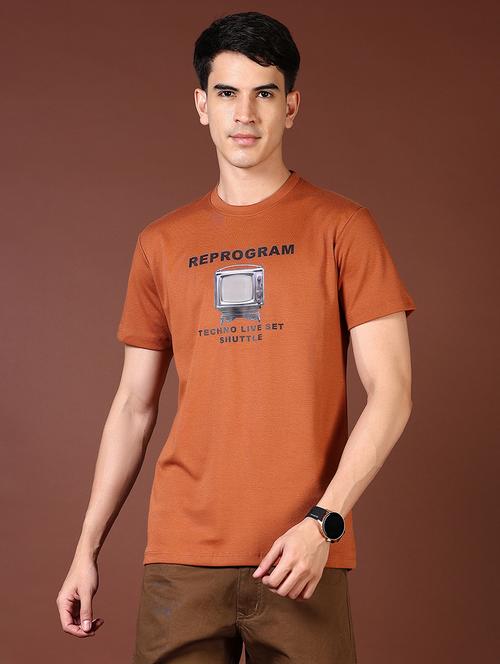 men chest print short sleeve t-shirt - 21609230 -  Standard Image - 0