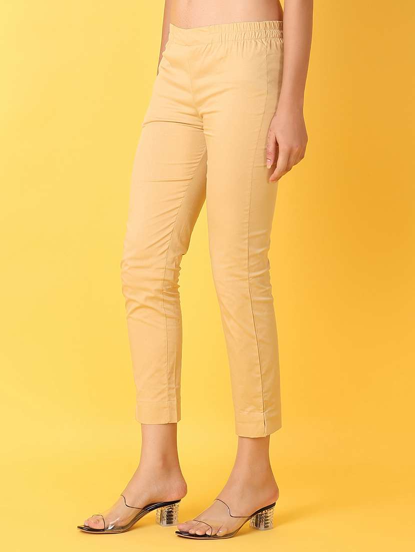 Women Solid Mid Rise Slim Fit Tapered Pant - 21609334 -  Standard Image - 1
