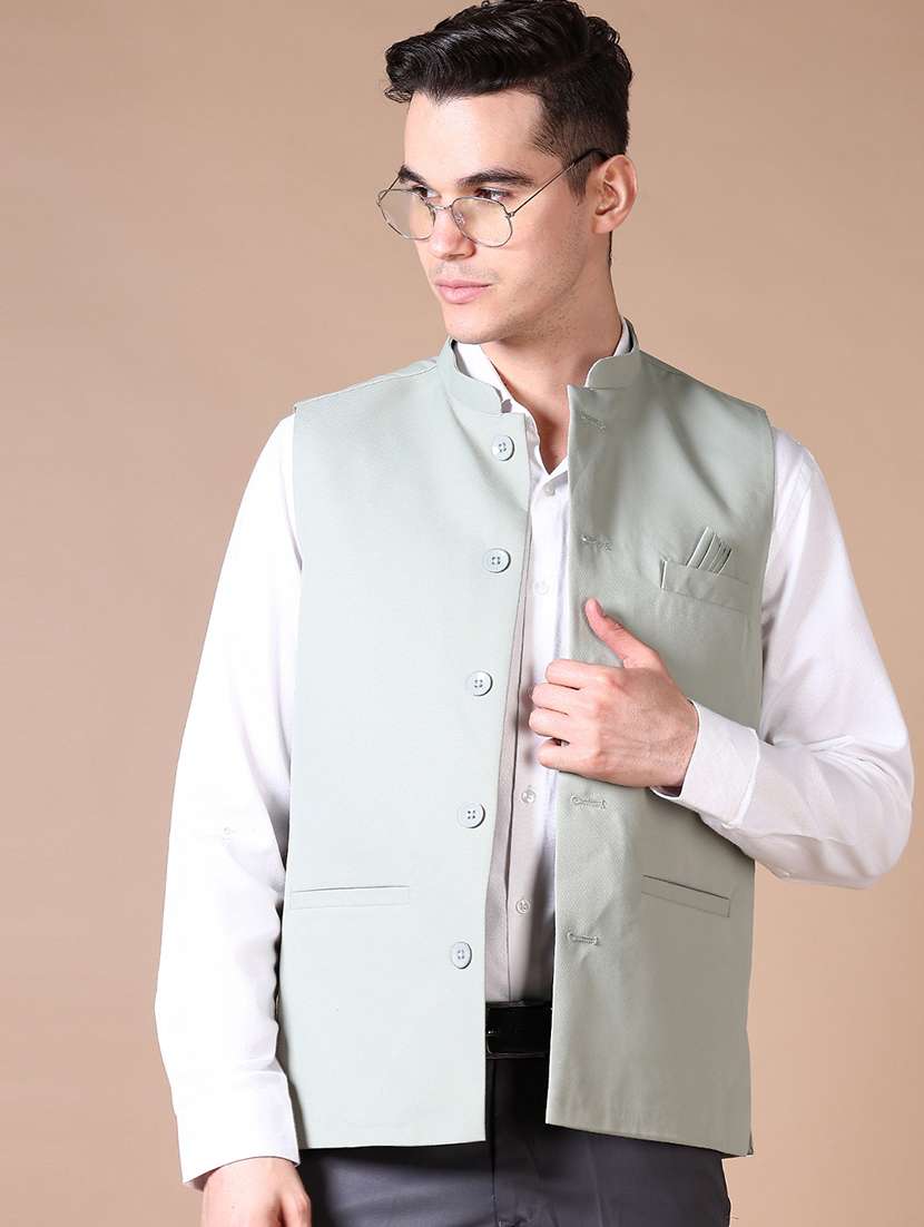 men solid mandarin collar sleeveless nehru jacket