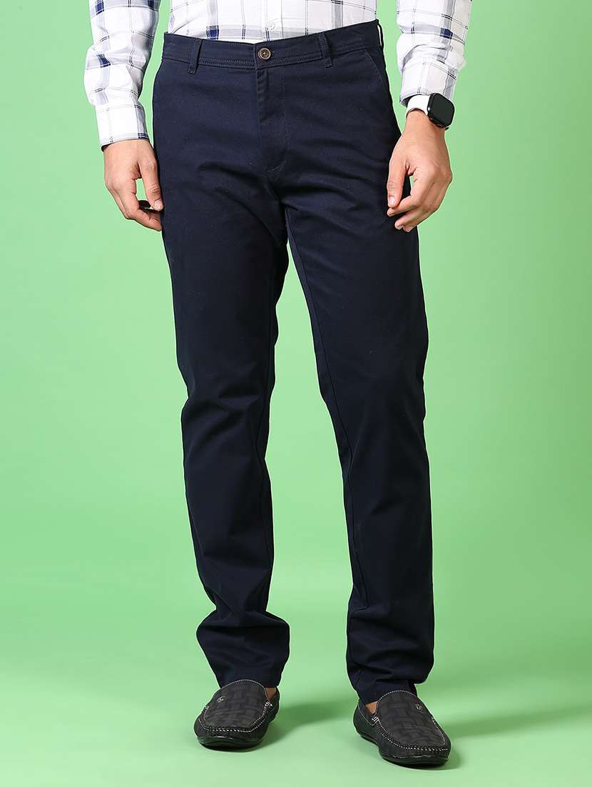 men solid mid rise flat front casual trouser