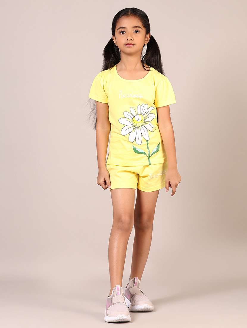 girls printed shorts twin sets