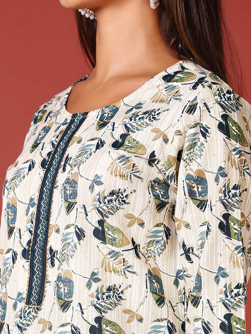 women three quarter sleeve kurta pant set - 21612238 -  Standard Image - 4