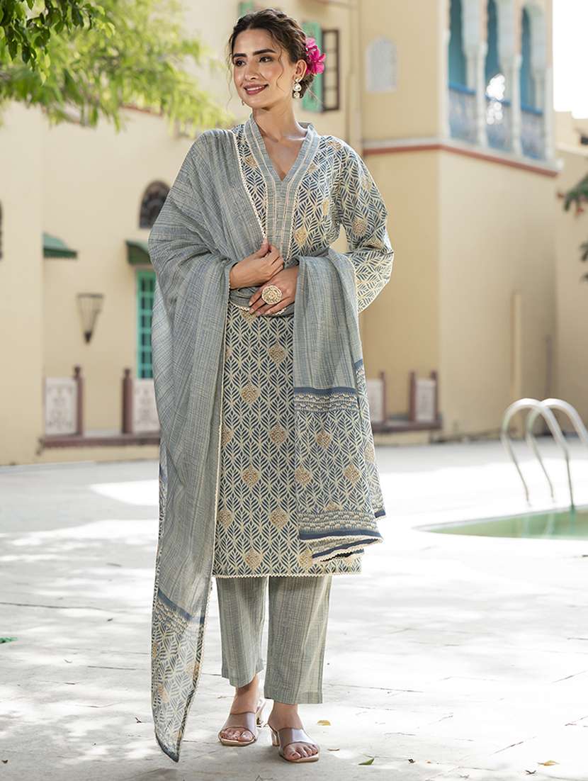 women grey long sleeve kurta pant with dupatta set