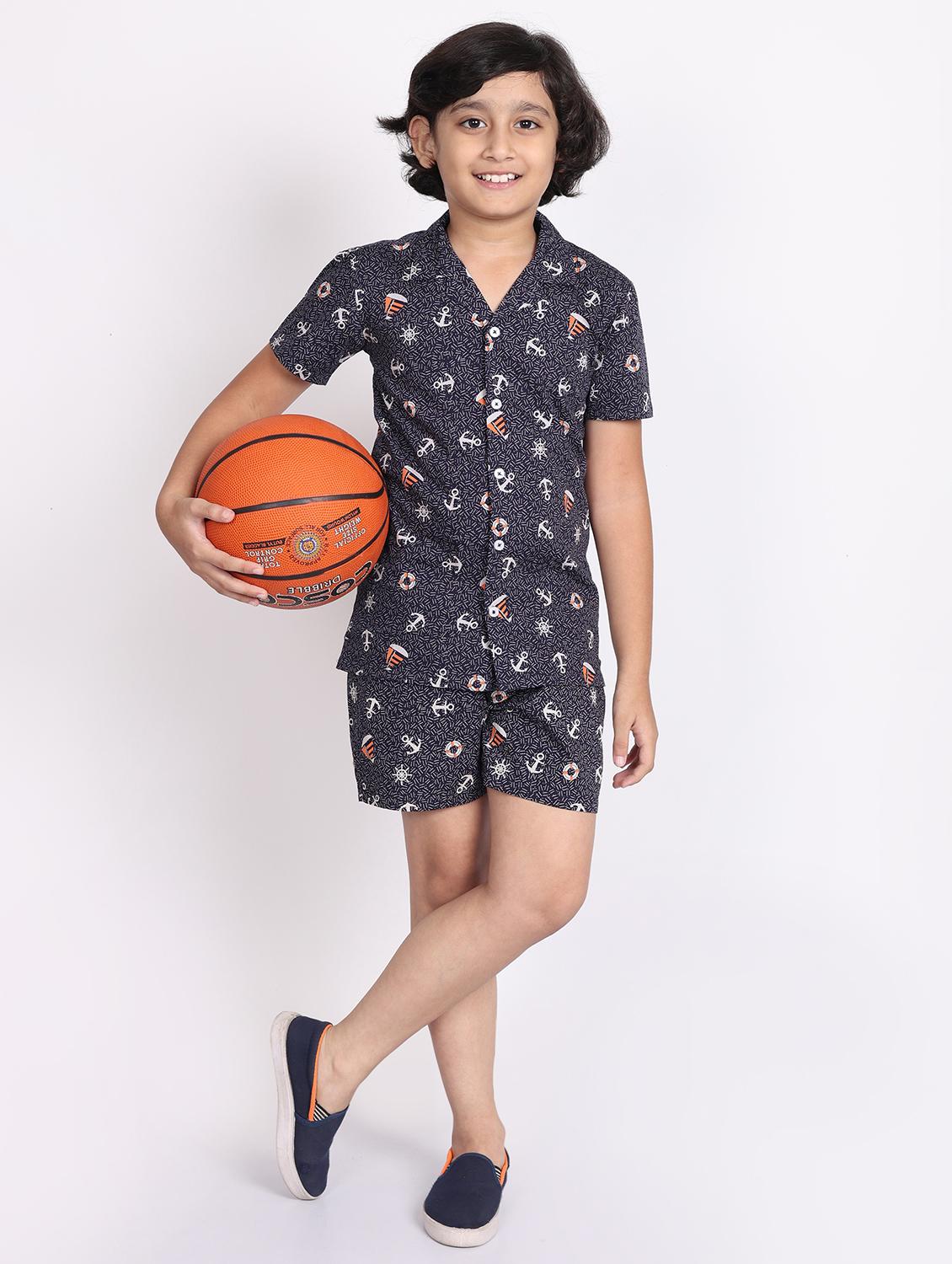 boys printed shorts co-ords set - 21613446 - Standard Image - 4