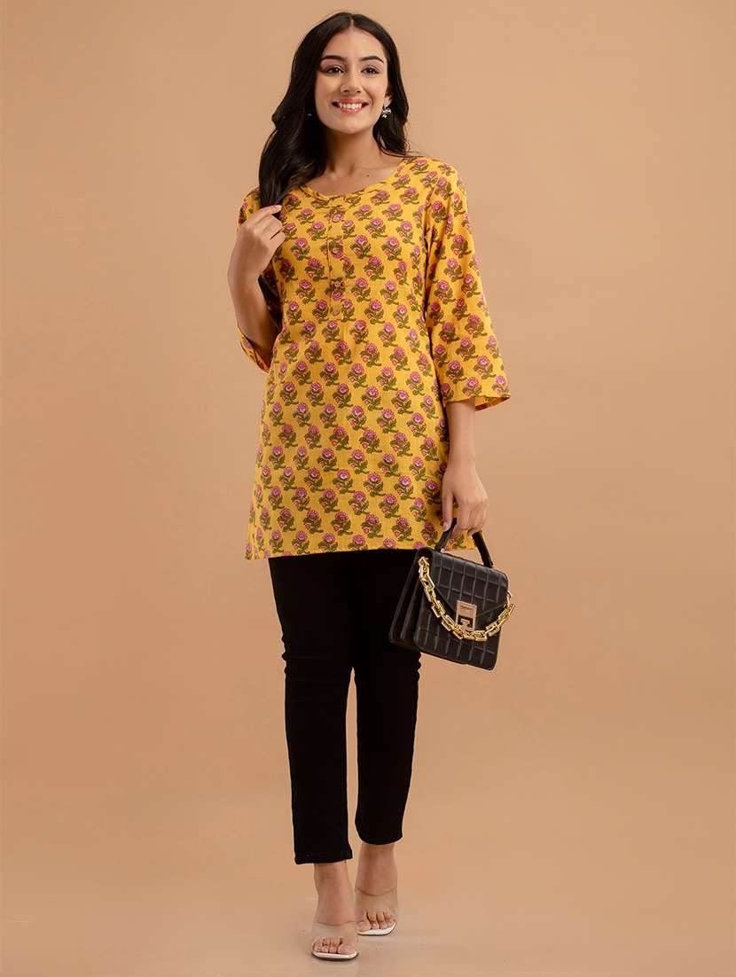 women three quarter sleeve straight kurti - 21613817 - Standard Image - 4