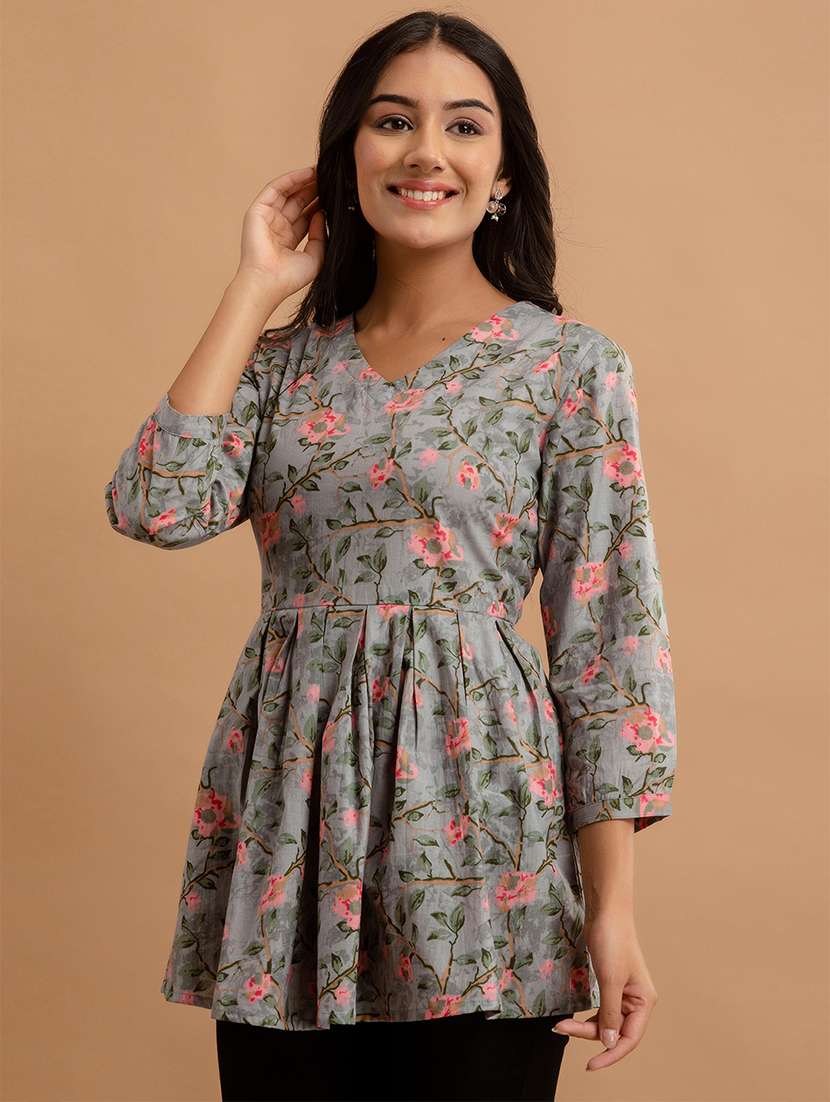 women three quarter sleeve flared kurti - 21613826 -  Standard Image - 1