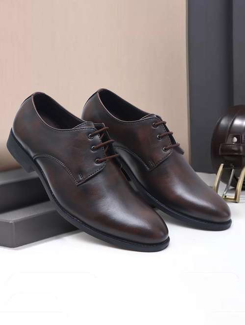 men brown lace-up derby