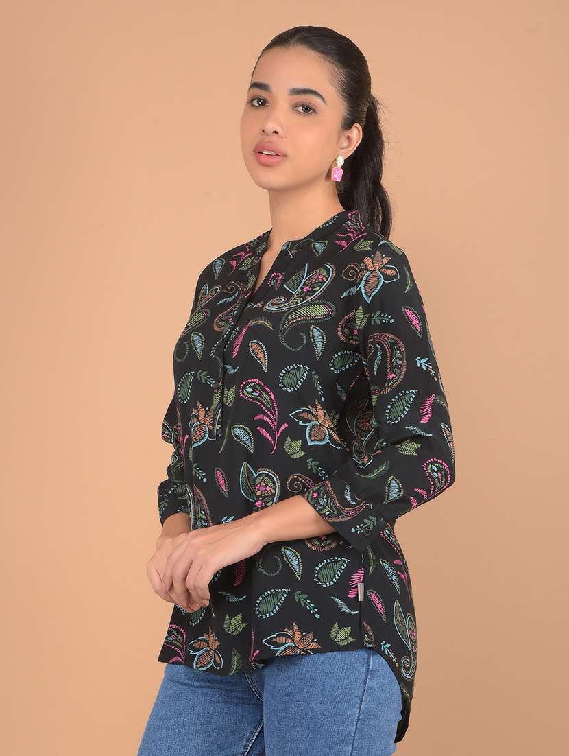 women black paisley printed regular top